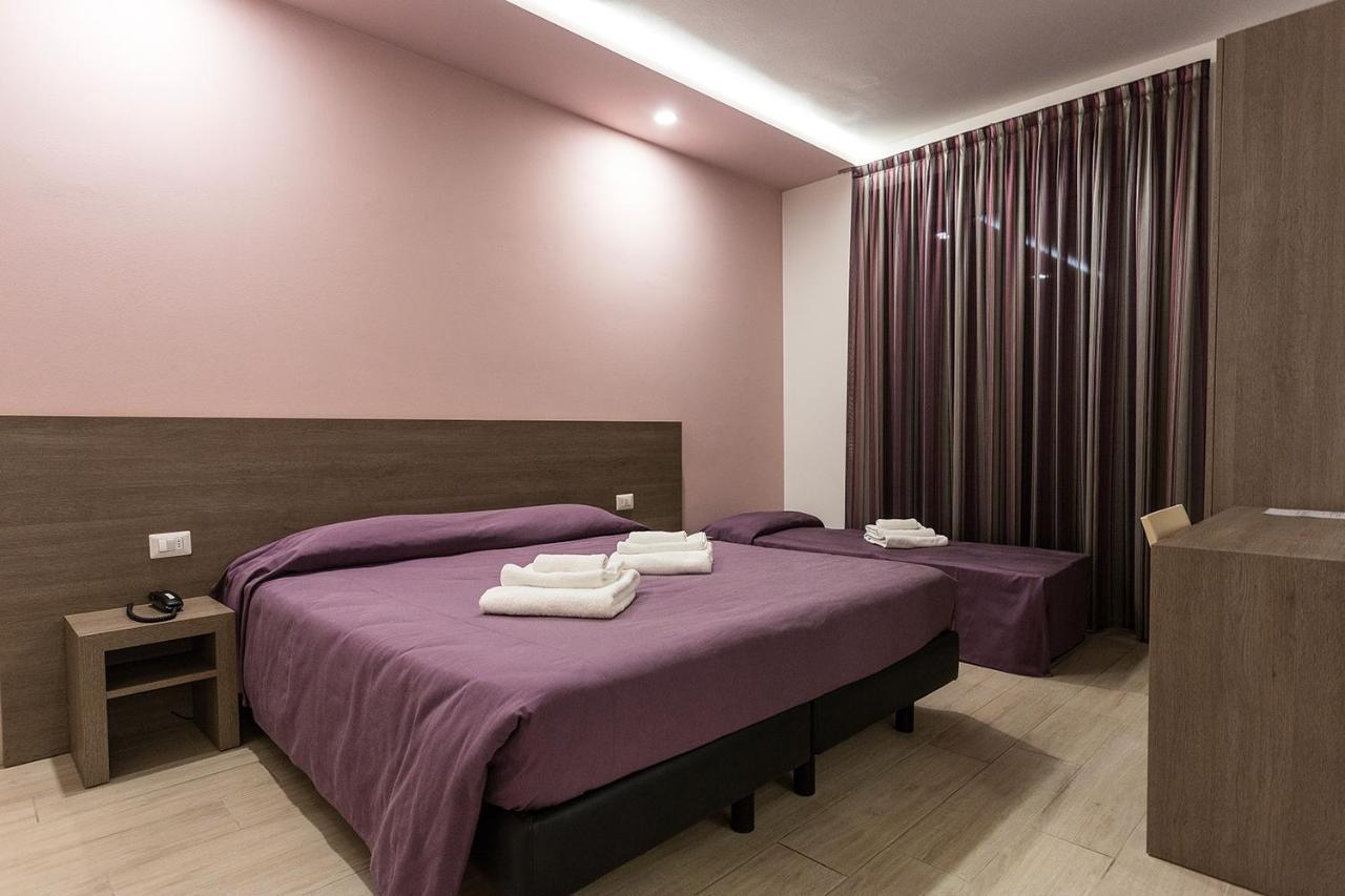 Hotel Gioia Ρίμινι Εξωτερικό φωτογραφία