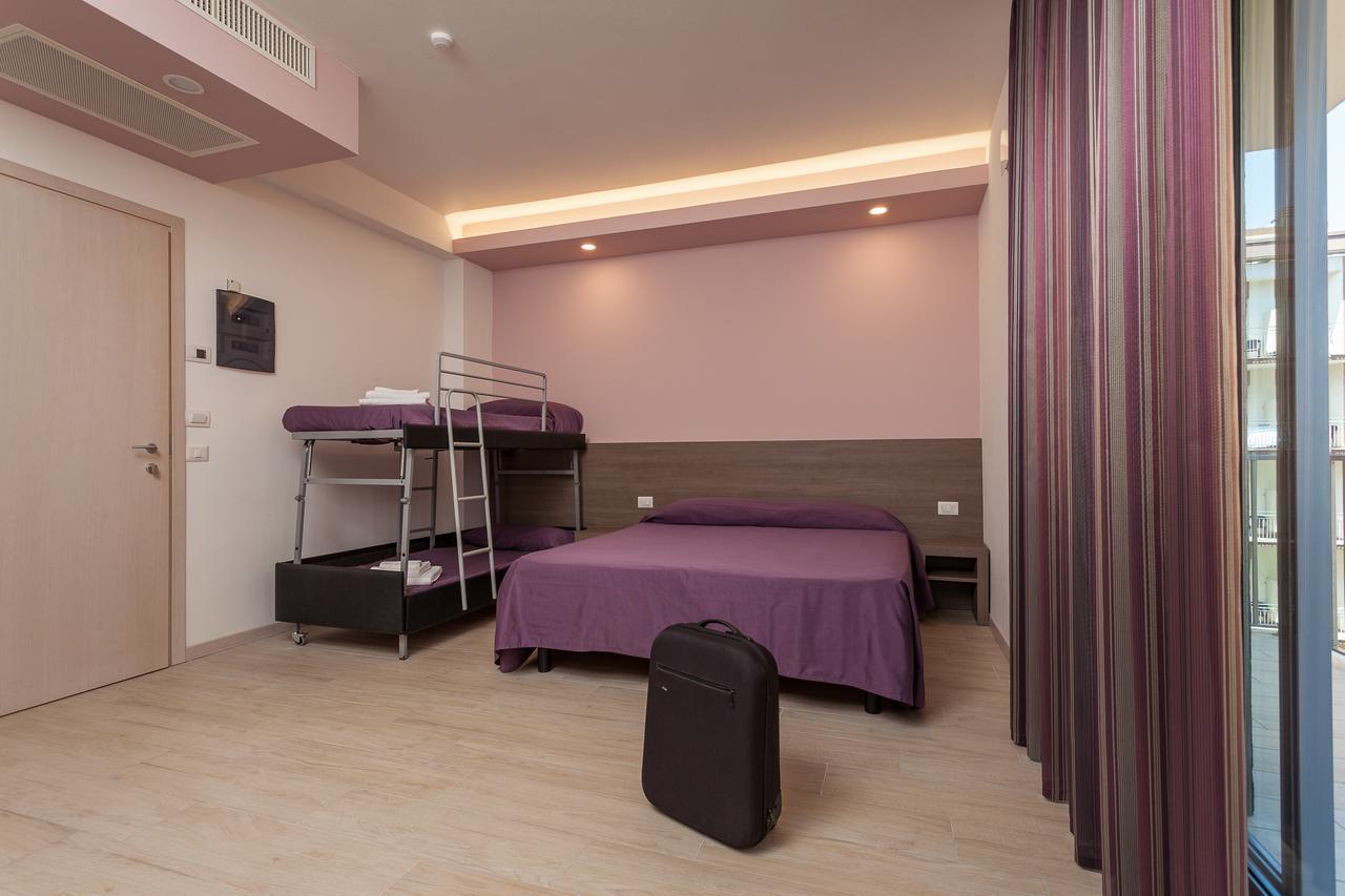 Hotel Gioia Ρίμινι Εξωτερικό φωτογραφία
