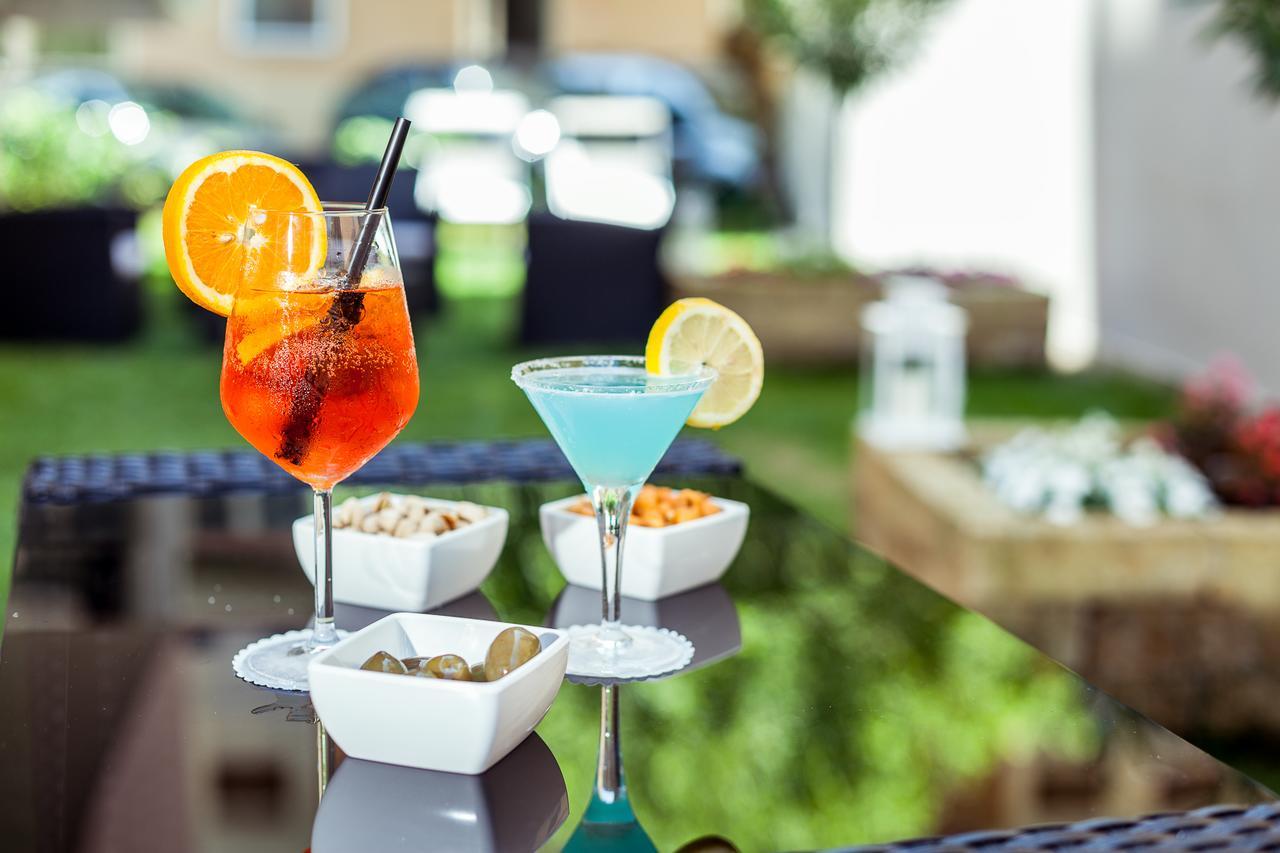 Hotel Gioia Ρίμινι Εξωτερικό φωτογραφία