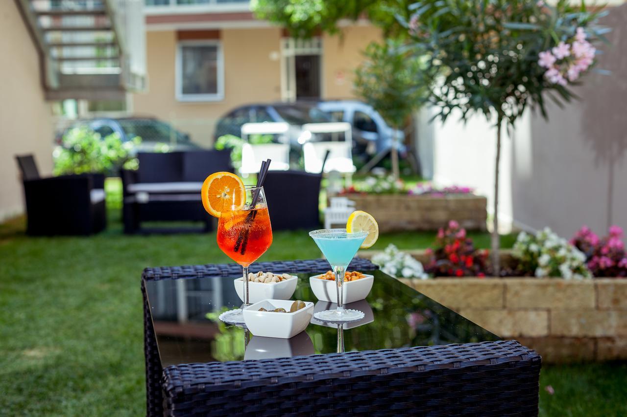 Hotel Gioia Ρίμινι Εξωτερικό φωτογραφία